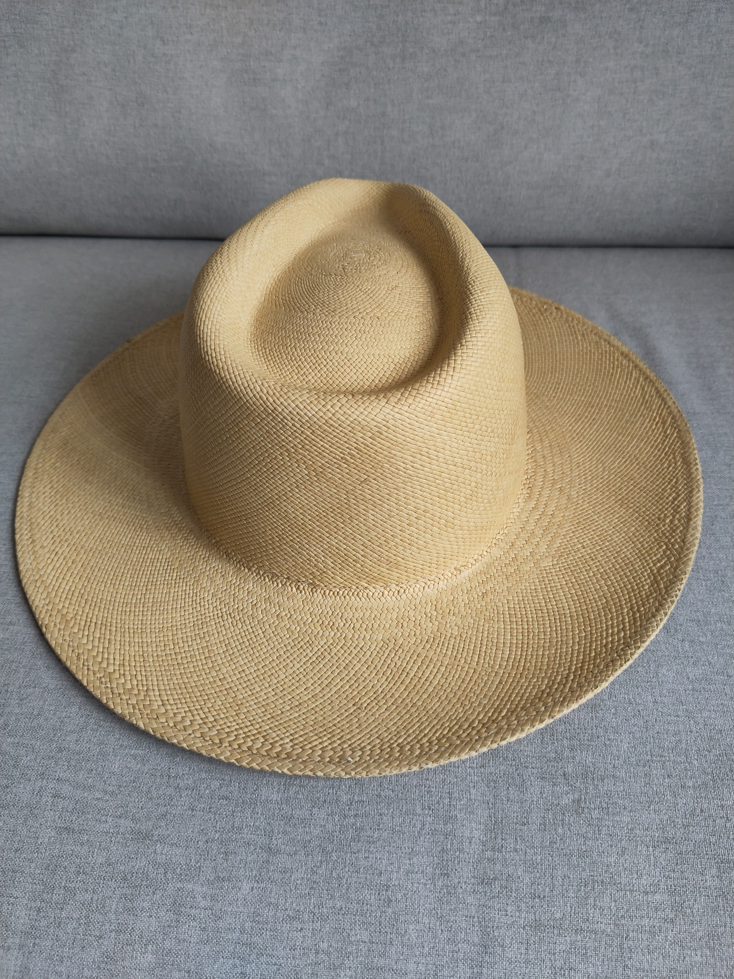 Le Chapeau Fedora